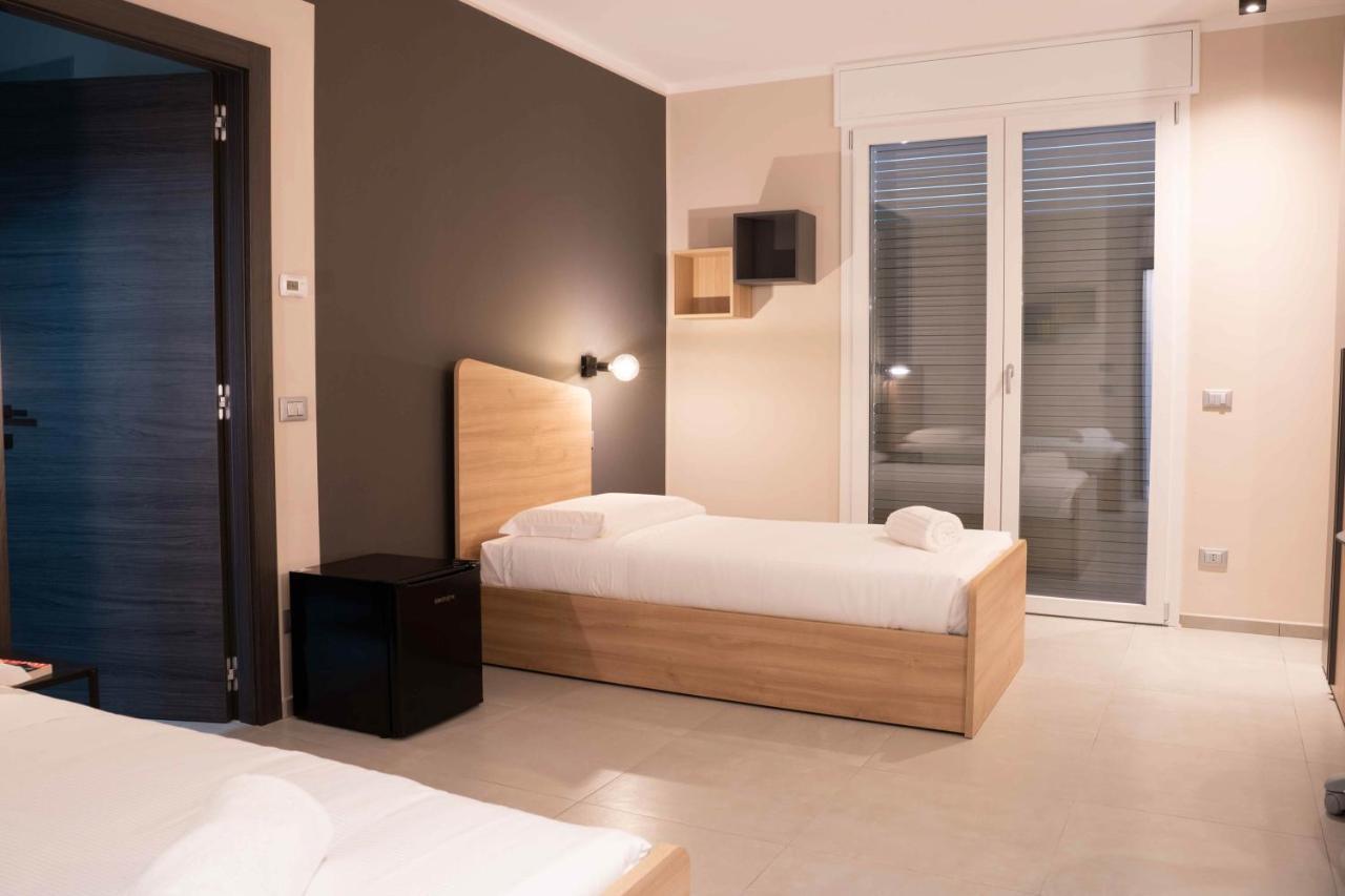 Aparthotel Terranova49 Novara Esterno foto