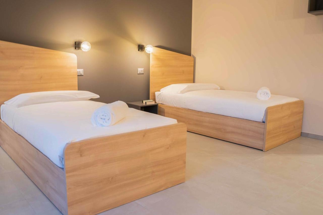 Aparthotel Terranova49 Novara Esterno foto